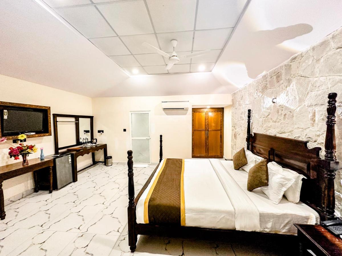 Ranthambhore National Resort Sawai Madhopur Exterior photo