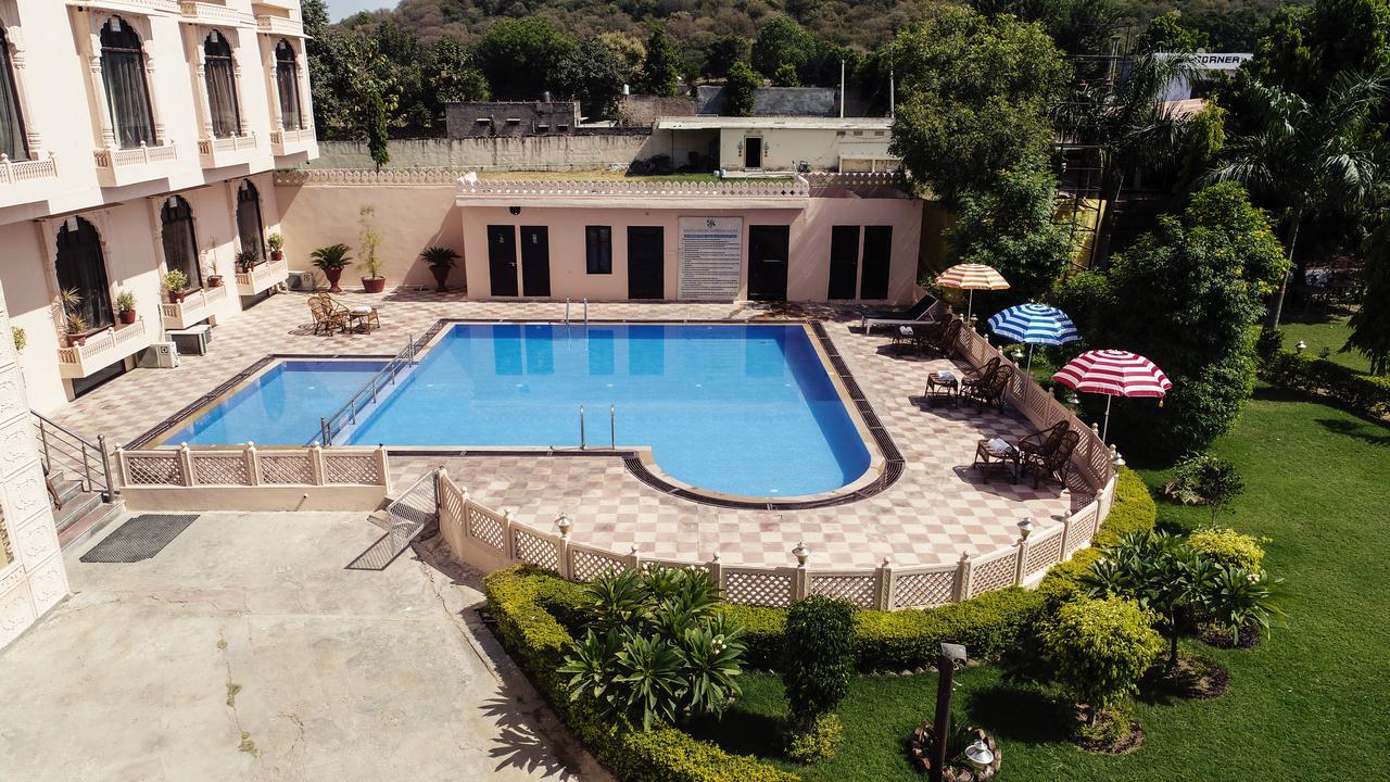 Ranthambhore National Resort Sawai Madhopur Exterior photo